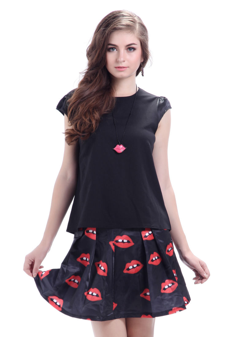 Wholesale Solid Color Blouse & Lip Printed Skirt
