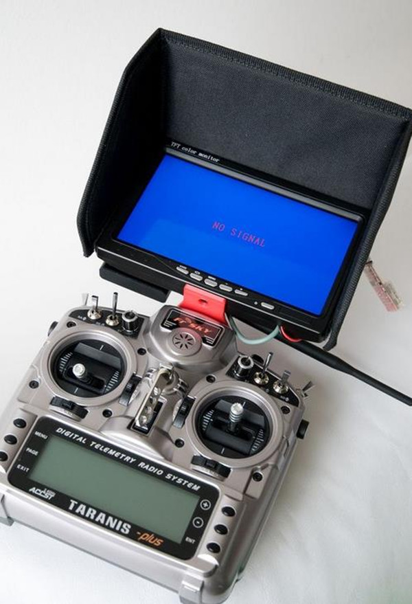3D Printing Fixing Mount for Frysky X9D Transmitter 7 Inch FPV Monitor - Photo: 7