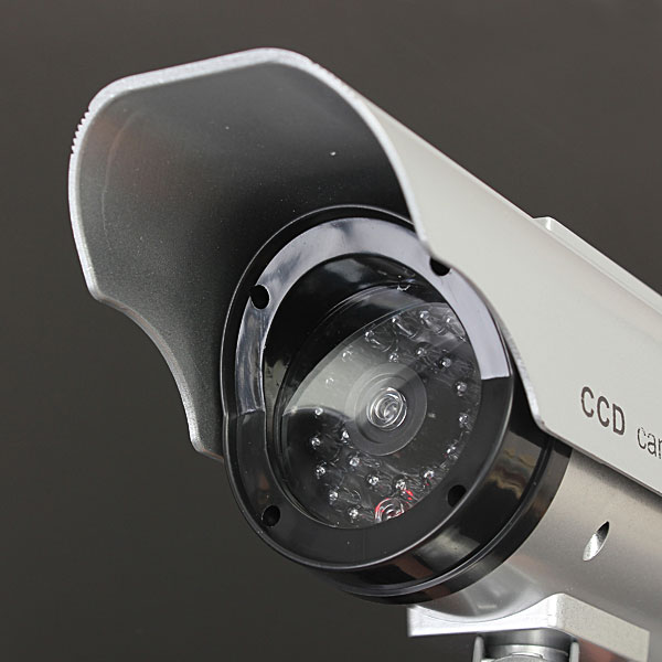 Solar Power Fake CCTV Security Surveillance Outdoor Flash LED Camera 20
