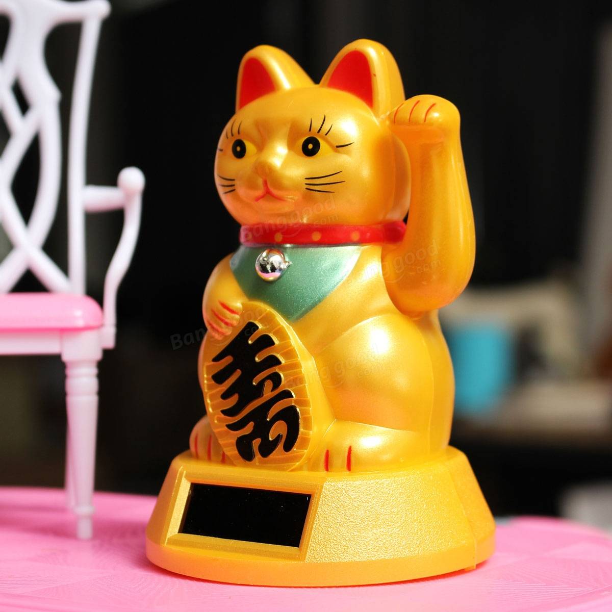 золотой Maneki Neko солнечной энергии повезло состояние кошки китайский японский подарок