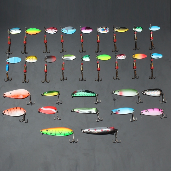 

30pcs Metal Mixed Spinners Fishing Lure Pike Salmon Baits Bass Fish With 3 Hooks