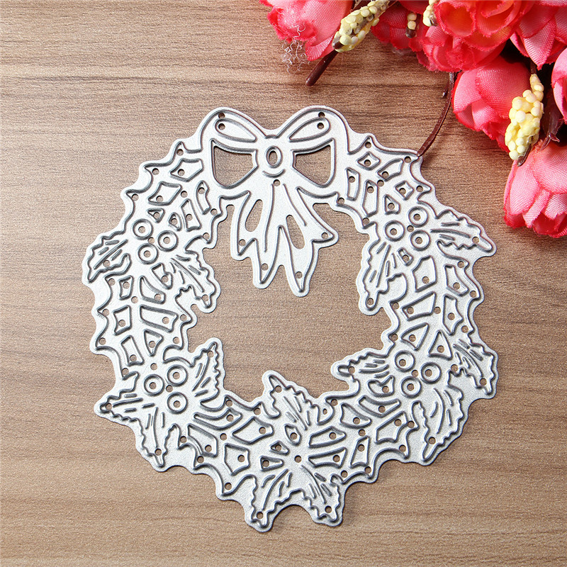 

Christmas Wreath Metal Die Cutting DIY Scrapbook Photo Paper Gift Party Decor