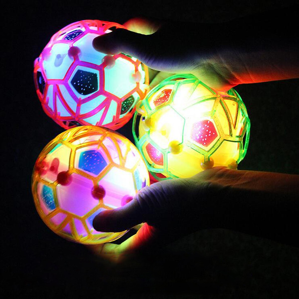 Игру музыкальный мячик. Светящийся мяч. Мяч светящийся для детей. Прыгающие мячики. Крутой мяч.
