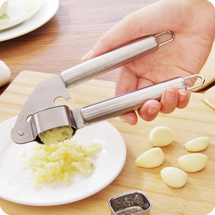 Stainless Steel Manual Garlic Press Crusher Squeezer Masher Kitchen Tool