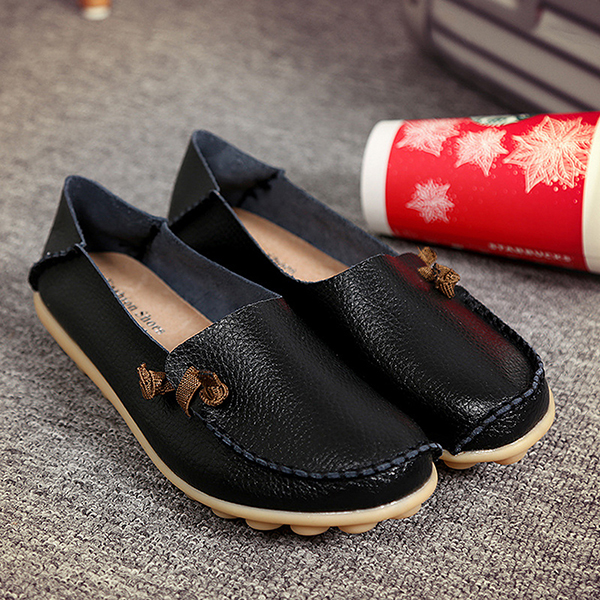 Large Size Soft Leather Multi-Way Flat Loafers For Women - US$23.31