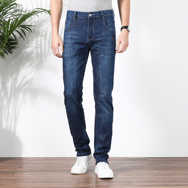 Jeans pour hommes Pantalon de saison droit pour hommes avec stretch tendance ample et tendance decontractee