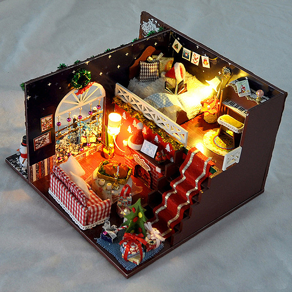 T Yu DIY Kits Maison De Noel Decoration Miniature En Bois Maison De Poupee Jouets Pour Enfants Cadeau Jouet
