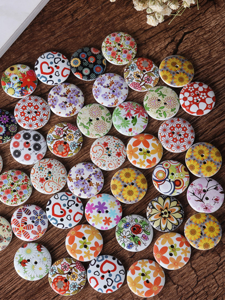 Bilde av 100 Pcs 25mm Decoration Sewing Buttons 2 Holes Mixed Printing Round Pattern Wood Buttons