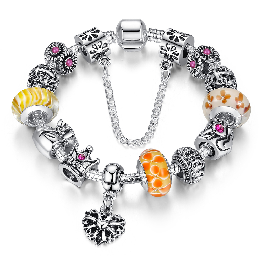 Bracelet Doux Argente Tibetain avec Perles a Coeur et Diamants Fantaisie