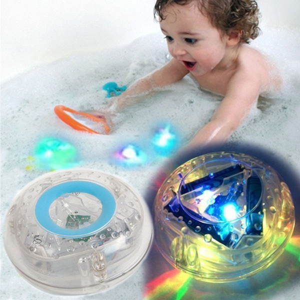 Les enfants impermeabilisent la lampe flottante de lampe de baignoire la salle de bains colorent les jouets d