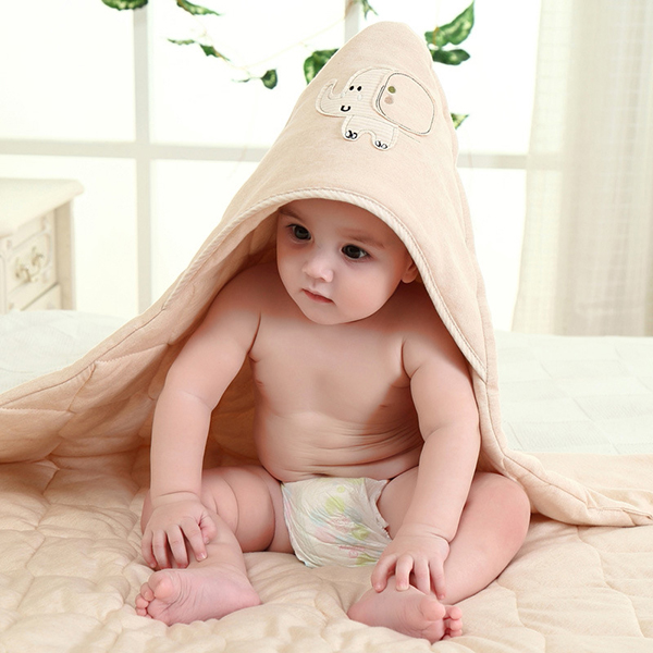 Couvertures de bebe dautomne dhiver Coton colore Beau dessin anime tenant les couvertures de couette de fille de garcon