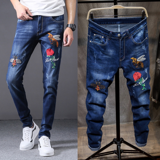 Jeans personnalises brodes Jeans Pantalons Slim Pieds Tendance New European et American Creative Youth Pantalons pour hommes brodes
