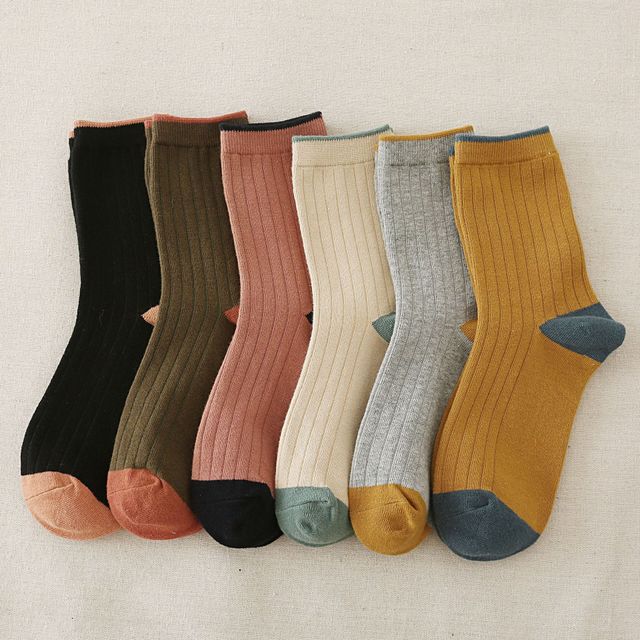 Neue Socken Tube Damen-Normallack-Socken Tube Creative Models Cotton Color Matching Damen Socks