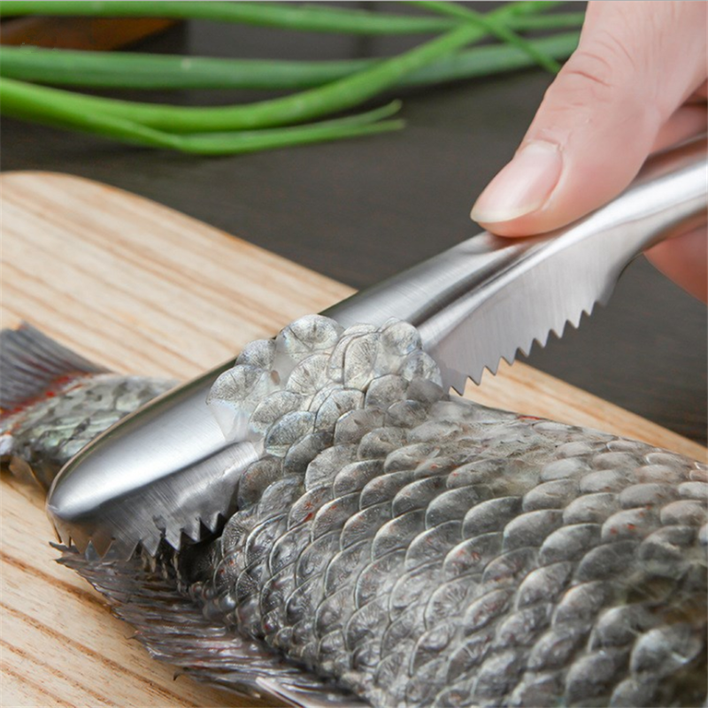 Balances a poisson grattant des accessoires de cuisine en acier inoxydable Kill Fish couteau a raboter
